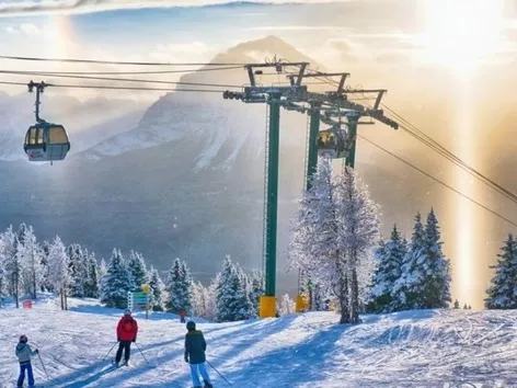 Top of the largest ski resorts in the world: the best deals for your ski vacation in 2025