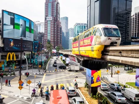 Вартість життя у Малайзії: витрати на оренду житла, харчування, транспорт та бюджет на місяць