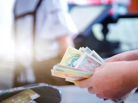 Regras e taxas de permanência em vários países