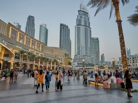 Loi sur les voyages aux Émirats arabes unis : nouvelles règles sur les bagages en 2025 à Dubaï et restrictions importantes à connaître pour éviter les amendes