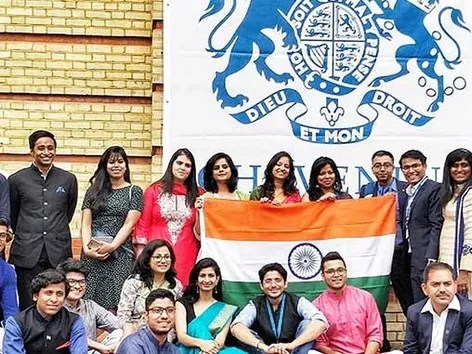 Стипендія до Великої Британії: як студентам безкоштовно навчатись у Сполученому Королівстві у 2024/2025 роках (Chevening Scholarships)