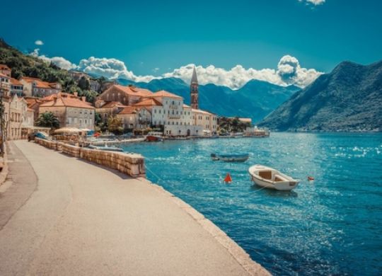 Les villes les plus fraîches d'Europe où voyager en été 2024: échapper à la canicule