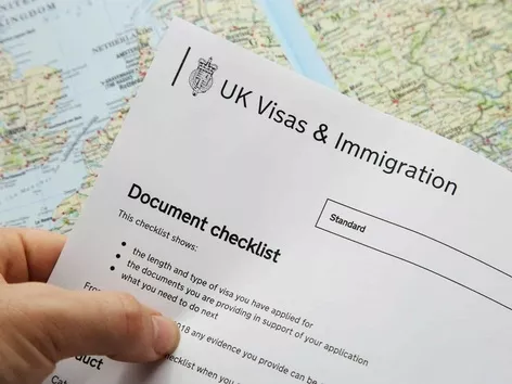 Реформа візи для кваліфікованих працівників у Великій Британії 2025 року: нові вимоги та що робити роботодавцю