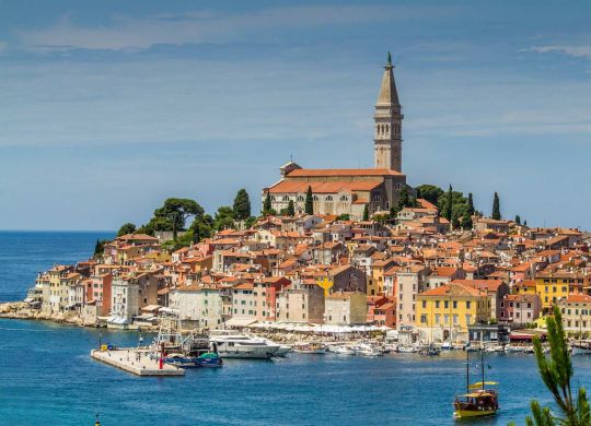 A Croácia entrou em Schengen e mudou para o euro: o que vai mudar para o país, migrantes, turistas?