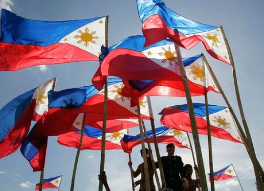 Працевлаштування на Філіппінах у 2024 році: особливості ринку праці та популярні вакансії (оновлено)