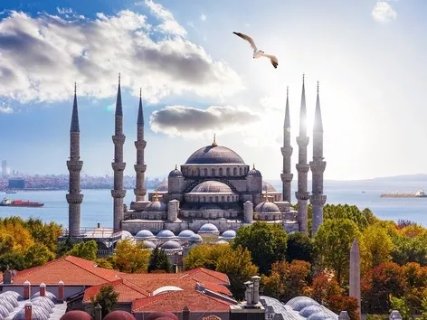 Die Ikamet-Versicherung in der Türkei: wer sie braucht und die Merkmale der Police