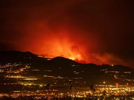É seguro viajar para Tenerife? O que significam os incêndios florestais para a sua viagem e se deve ou não cancelá-la