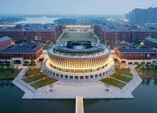 Навчання в Китаї у 2025 році: популярні спеціальності, найкращі університети, умови вступу та покроковий гайд