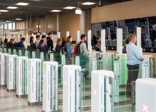 A União Europeia confirmou a data de lançamento do sistema de entrada/saída: o que se sabe