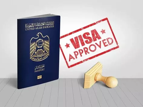 Блакитна віза в ОАЕ: що це за дозвіл, хто може отримати, переваги та процедура оформлення