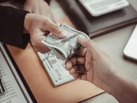 Travailler à l'étranger en 2024 : quels pays offrent les salaires les plus élevés aux étrangers ?