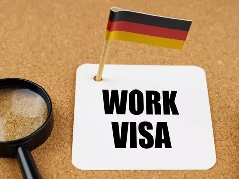 Deutschland nimmt keine Arbeitsvisa-Anträge von Kosovo-Bürgern mehr an: Was ist der Grund?