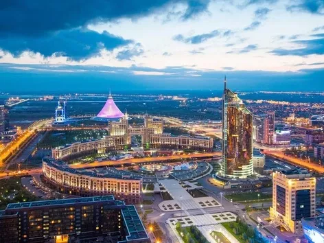 Робоча віза у Казахстан: три нові категорії віз (Neo Nomad Visa, Digital Nomad Visa та Visa for Permanent Residence) для професіоналів і підприємців у Казахстані у 2025 році (детальні умови)
