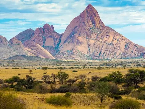 Electronic visa to Namibia: from April 2025, citizens of 33 countries must obtain a travel permit