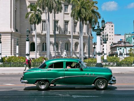 Tudo o que precisa de saber sobre o aluguer de um automóvel em Cuba: guia completo